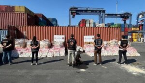 turkiye ile ispanyadan ortak operasyon fosil ununa emdirilmis 17 ton kokain ele gecirildi 4vAZTBIB.jpg